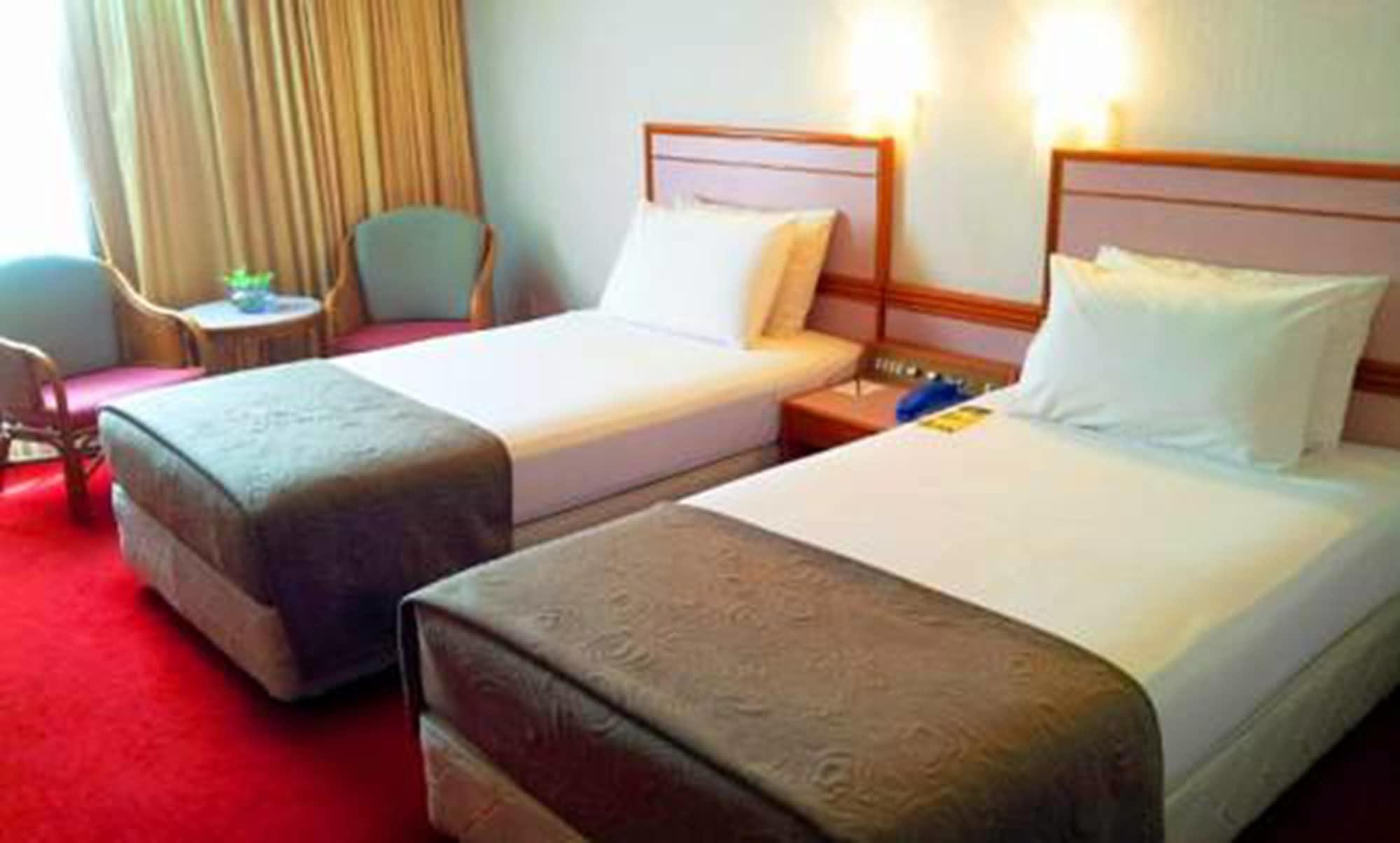 Hotel Grand Continental Kuantan Exterior photo