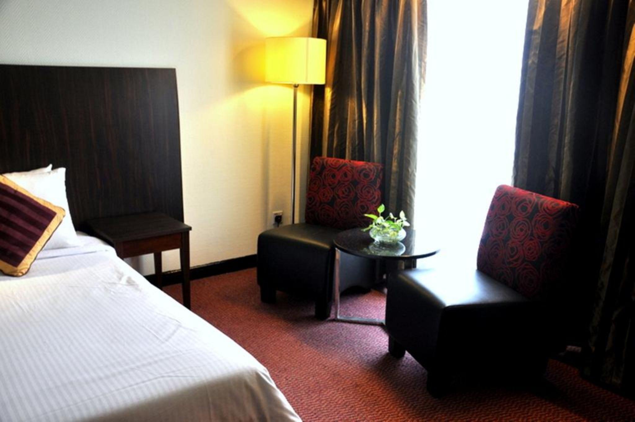 Hotel Grand Continental Kuantan Exterior photo